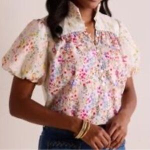 Avara Floral Puff Sleeve Top size small